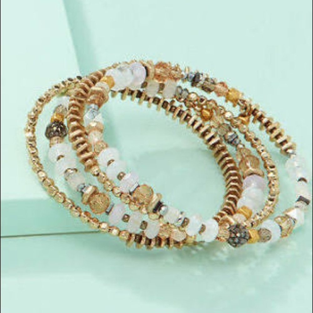 NWT Stella & Dot Keely Bracelet (original box) - perfect gift.